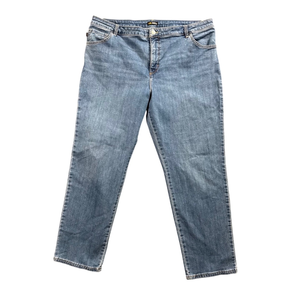 Lee Women's 20W Straight Leg Jeans Classic Fit Medium Wash Plus Size Denim